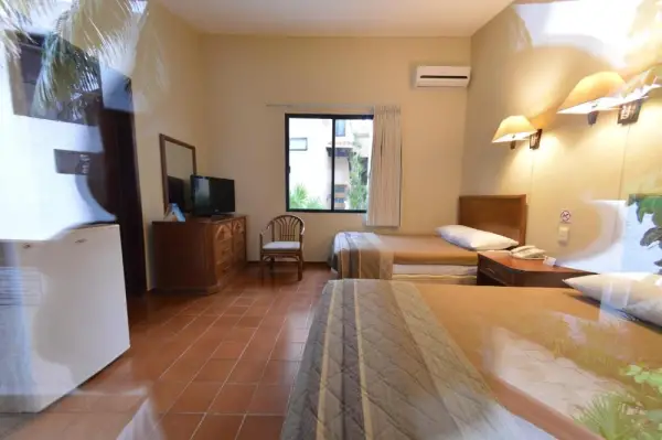 SINA SUITES CANCUN - Solo Adultos 8